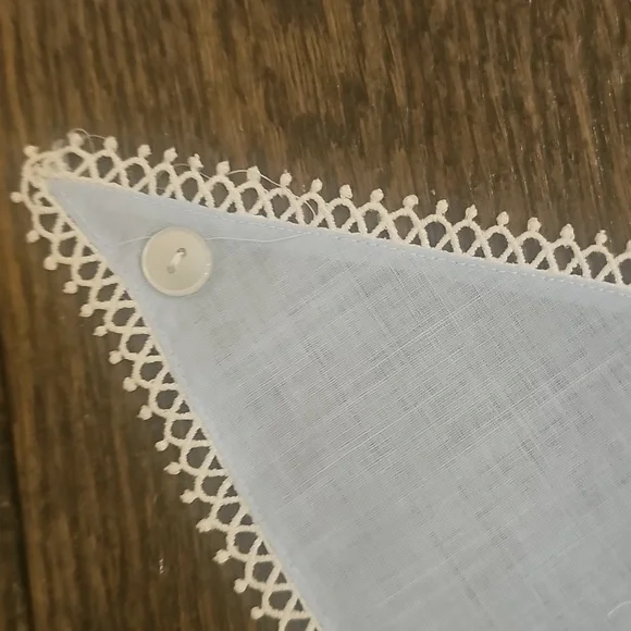 Triangle Scarf - Picture 3 of 6